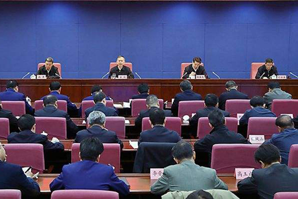 國務(wù)院安委辦、應(yīng)急管理部召開全國煤礦安 全生產(chǎn)工作緊急視頻會(huì)議強(qiáng)調(diào) 深刻吸取煤礦重大事故教訓(xùn) 舉一反三抓好風(fēng)險(xiǎn)防控 確保歲末年初安 全形勢穩(wěn)定